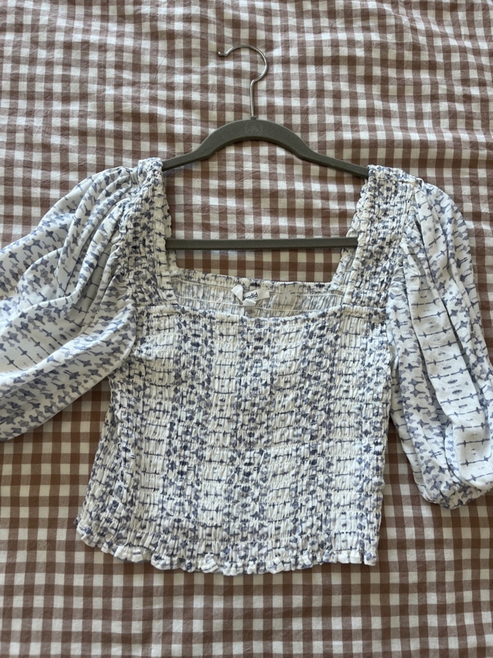 Splendid White & Blue Smocked Square-Neck Puff Sleeve Crop Top
